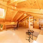 Loft Lägenhet *